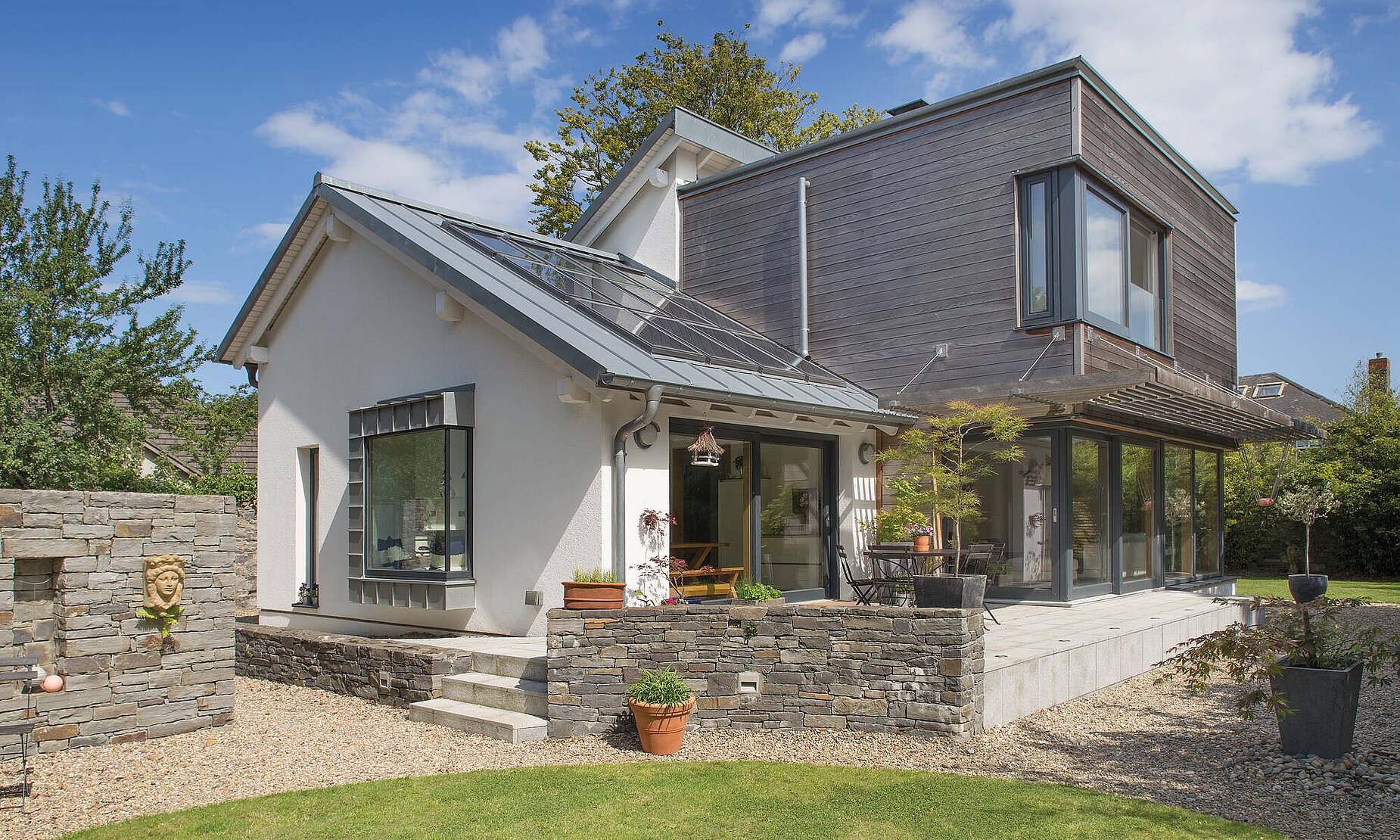 Ultra-modern, eco-friendly prefab home in Dublin