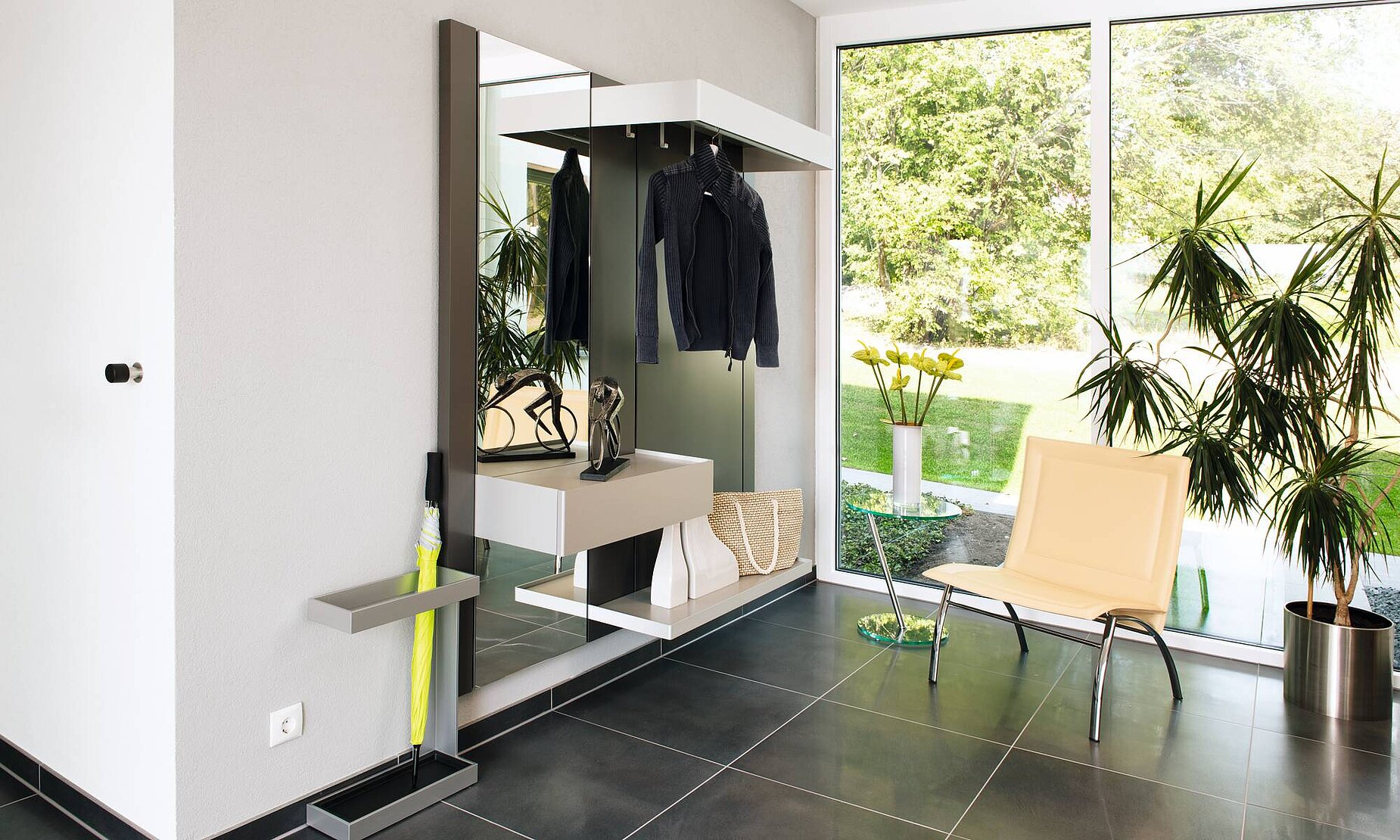 Contemporary, eco-friendly prefabricated house