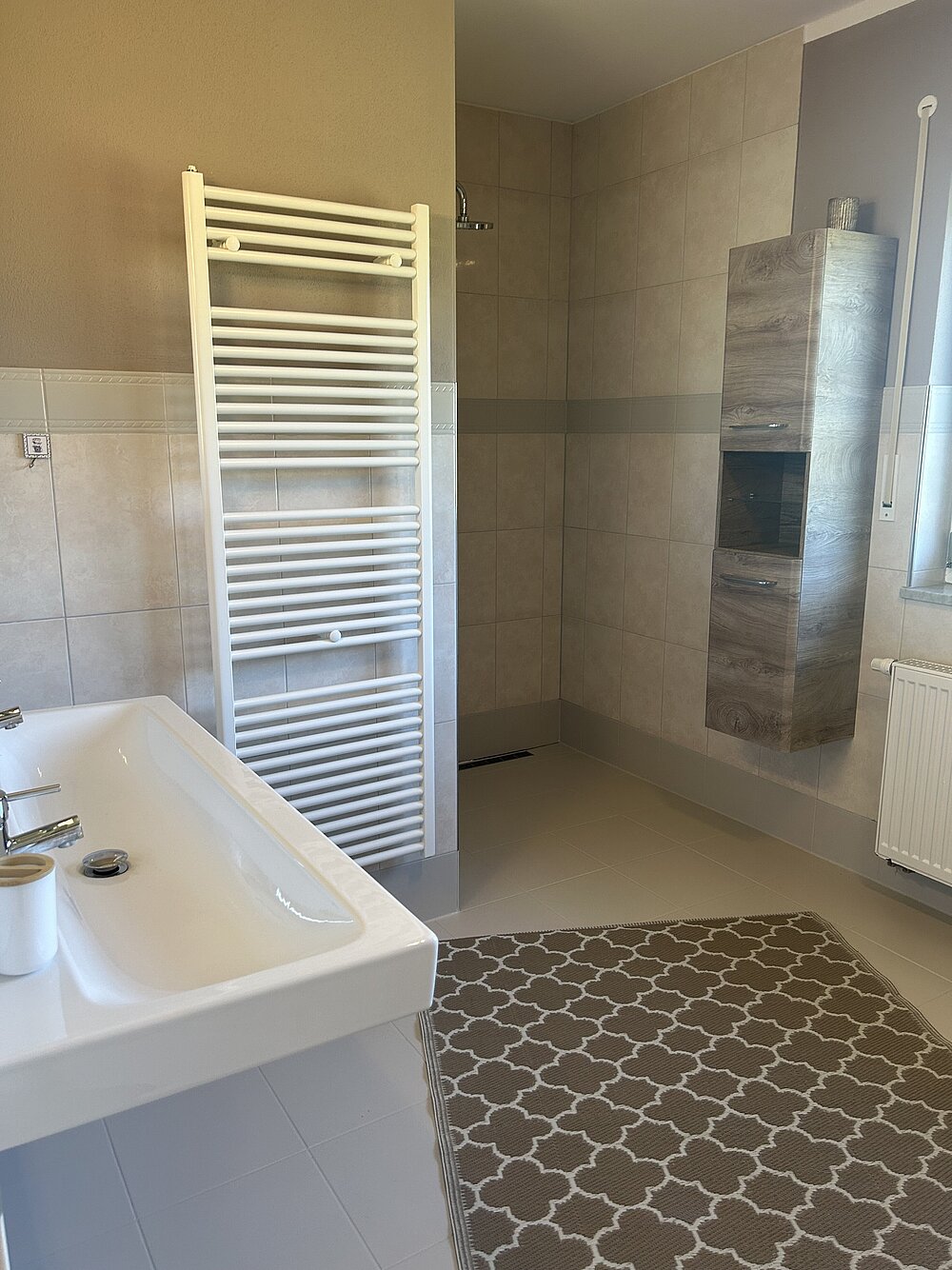 Regendusche offen Regendusche offen