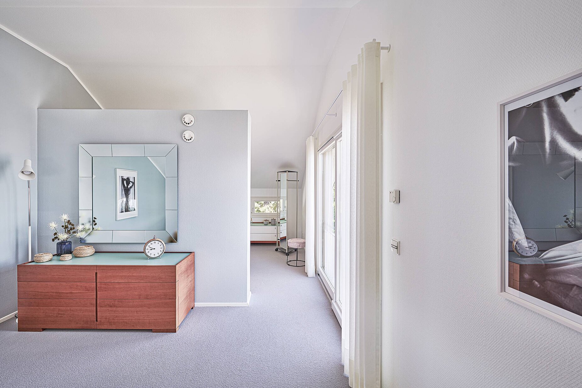 Schlafzimmer mit Ankleide