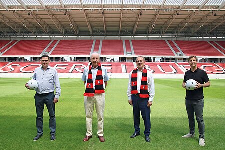 SC Freiburg Sponsor WeberHaus im neuen Stadion