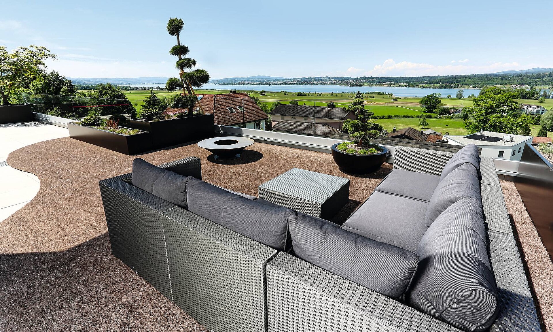 Terrasse mit Möbel