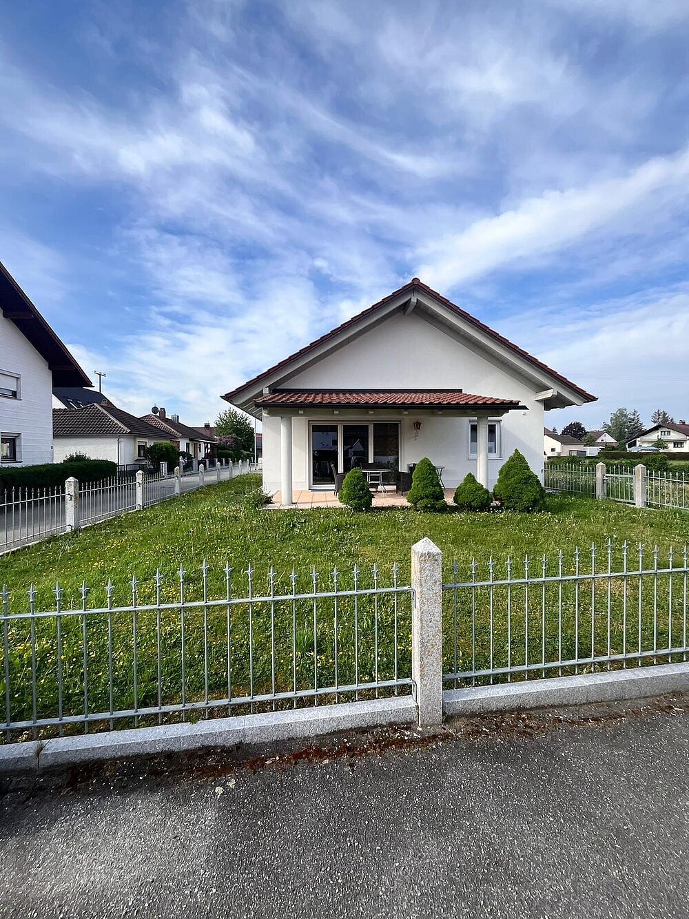 Ansicht Garten / Grundstück rechts Bauplatz Ansicht Garten / Grundstück rechts Bauplatz