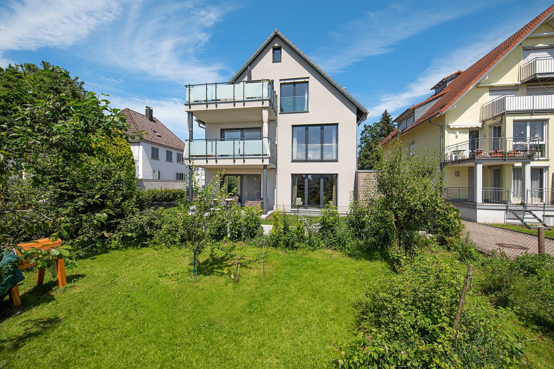 Mehrfamilienhaus