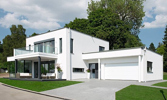 Contemporary, eco-friendly prefabricated house