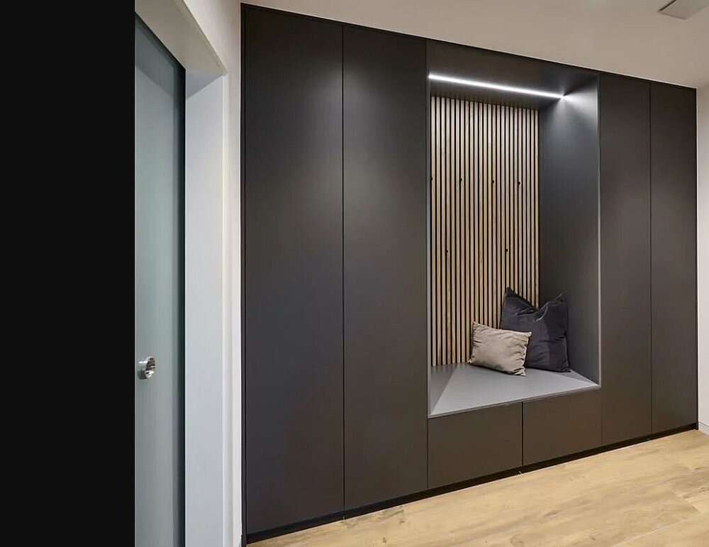 Garderobe in Wand 2.JPG