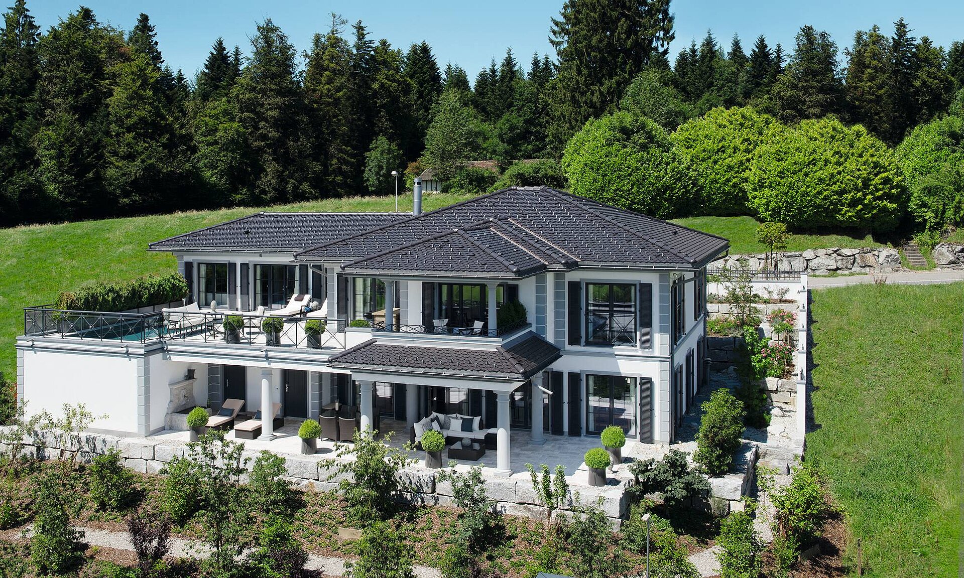 Luxusvilla mit Panoramablick Luxusvilla mit Panoramablick - frei geplante Architektenhäuser von WeberHaus