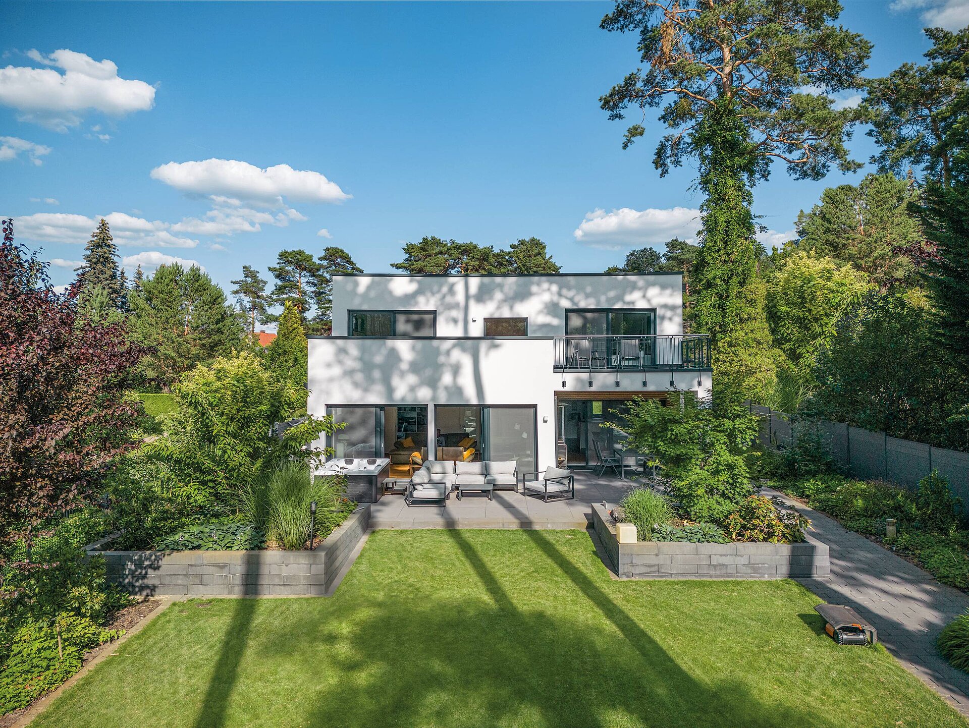 Zweigeschossiges Einfamilienhaus