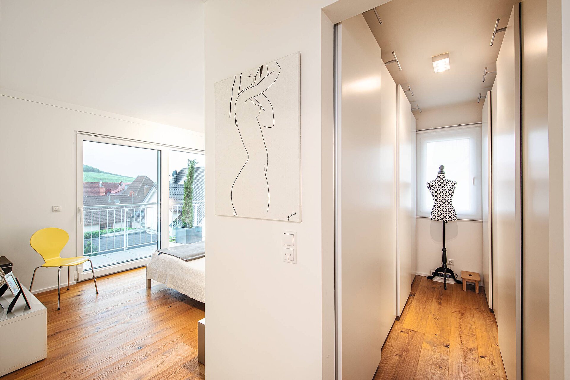 Schlafzimmer mit Ankleide