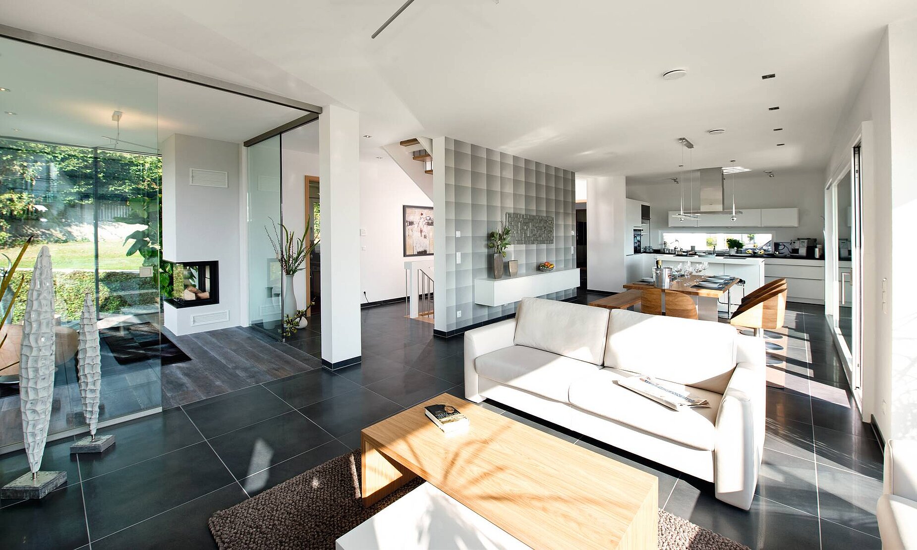 Contemporary, eco-friendly prefabricated house