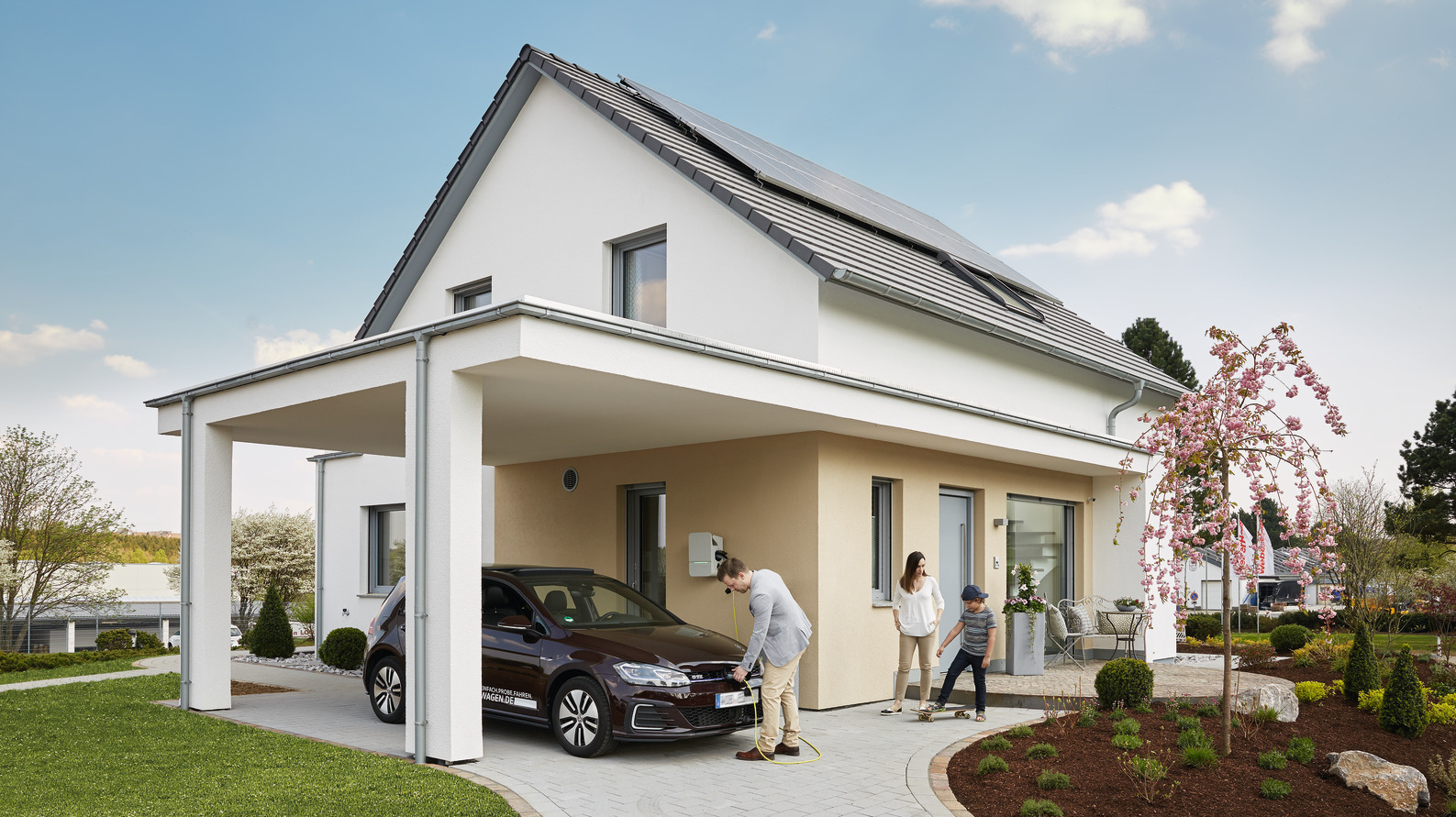 Einfamilienhaus mit Satteldach Einfamilienhaus mit Satteldach