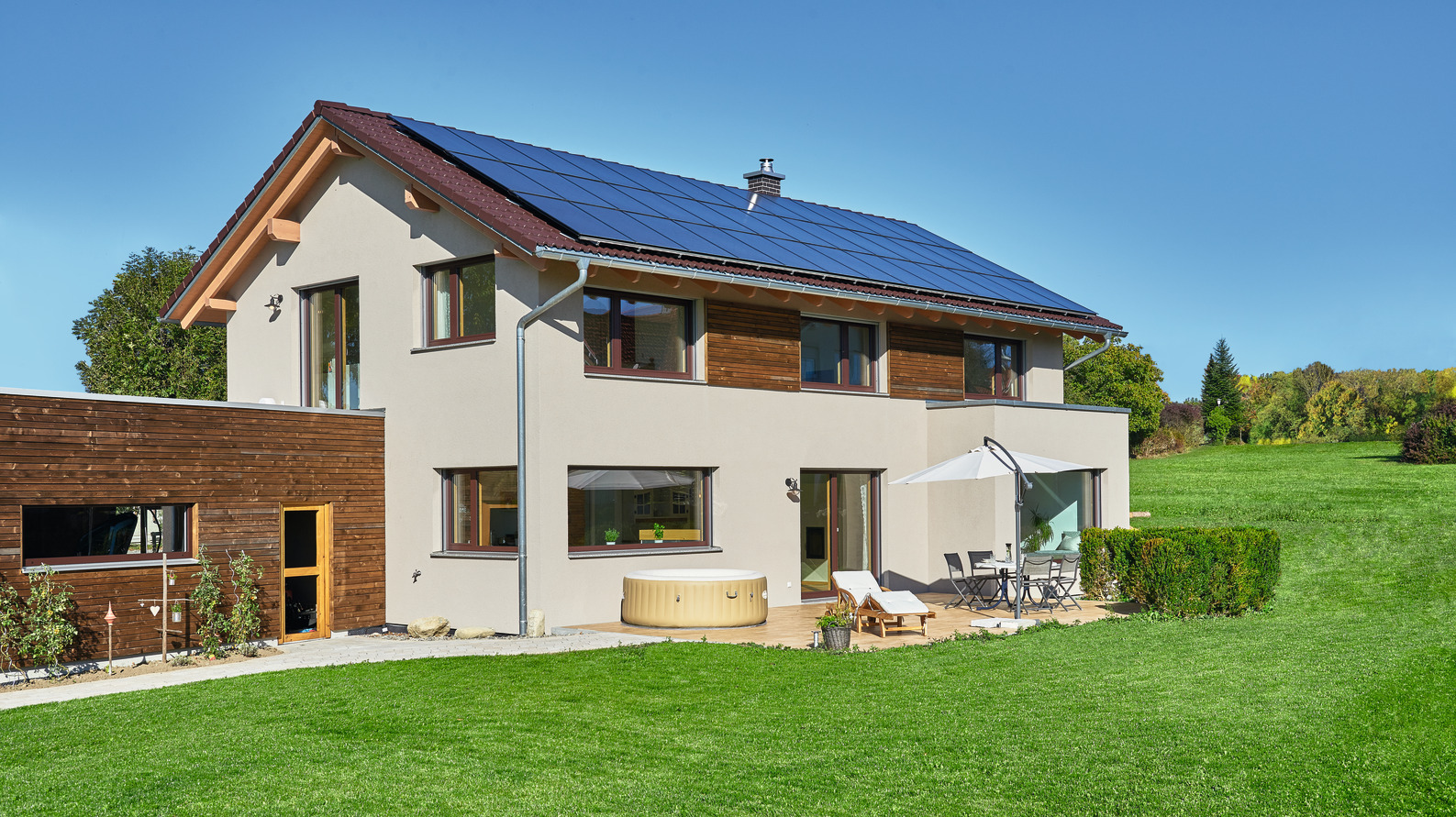 WeberHaus mit Holzelemente WeberHaus mit Holzelemente