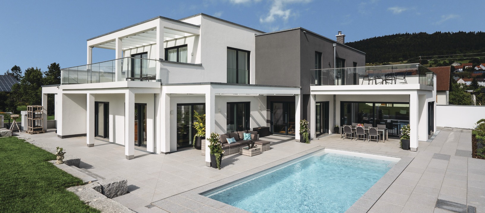 Einfamilienhaus mit Pool