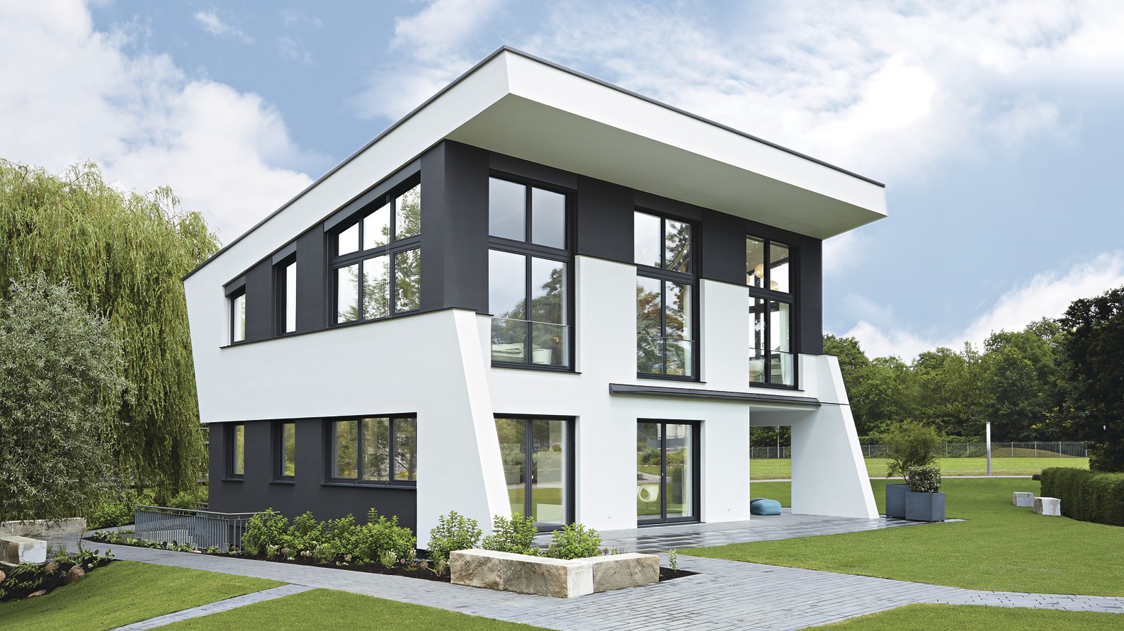 Einfamilienhaus mit Pultdach Einfamilienhaus mit Pultdach
