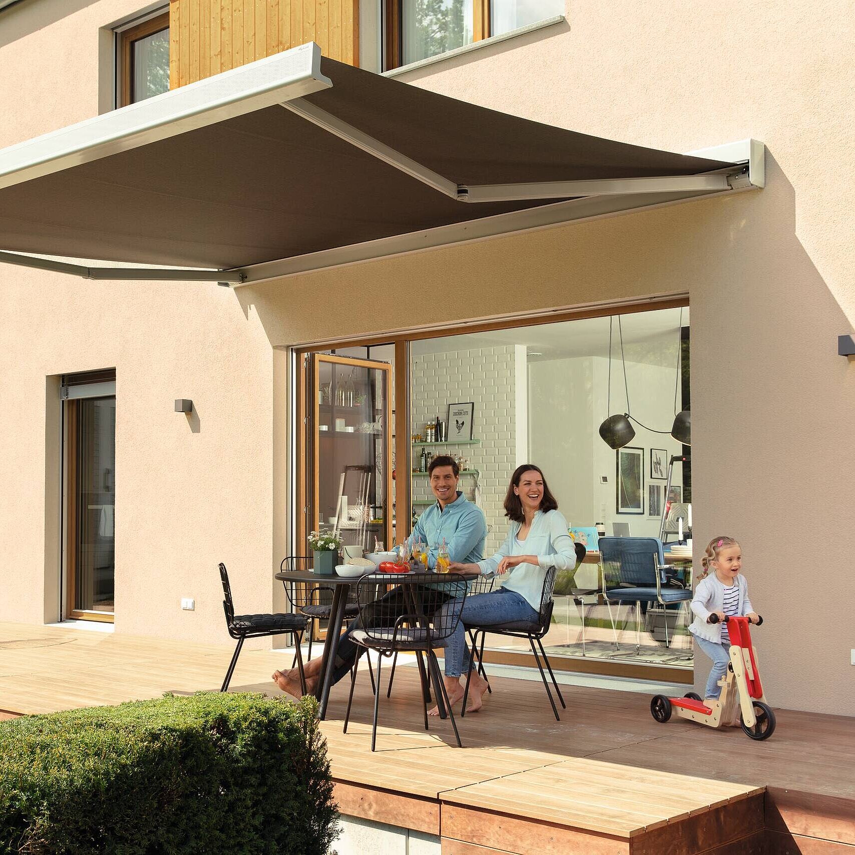 Terrasse mit Markise