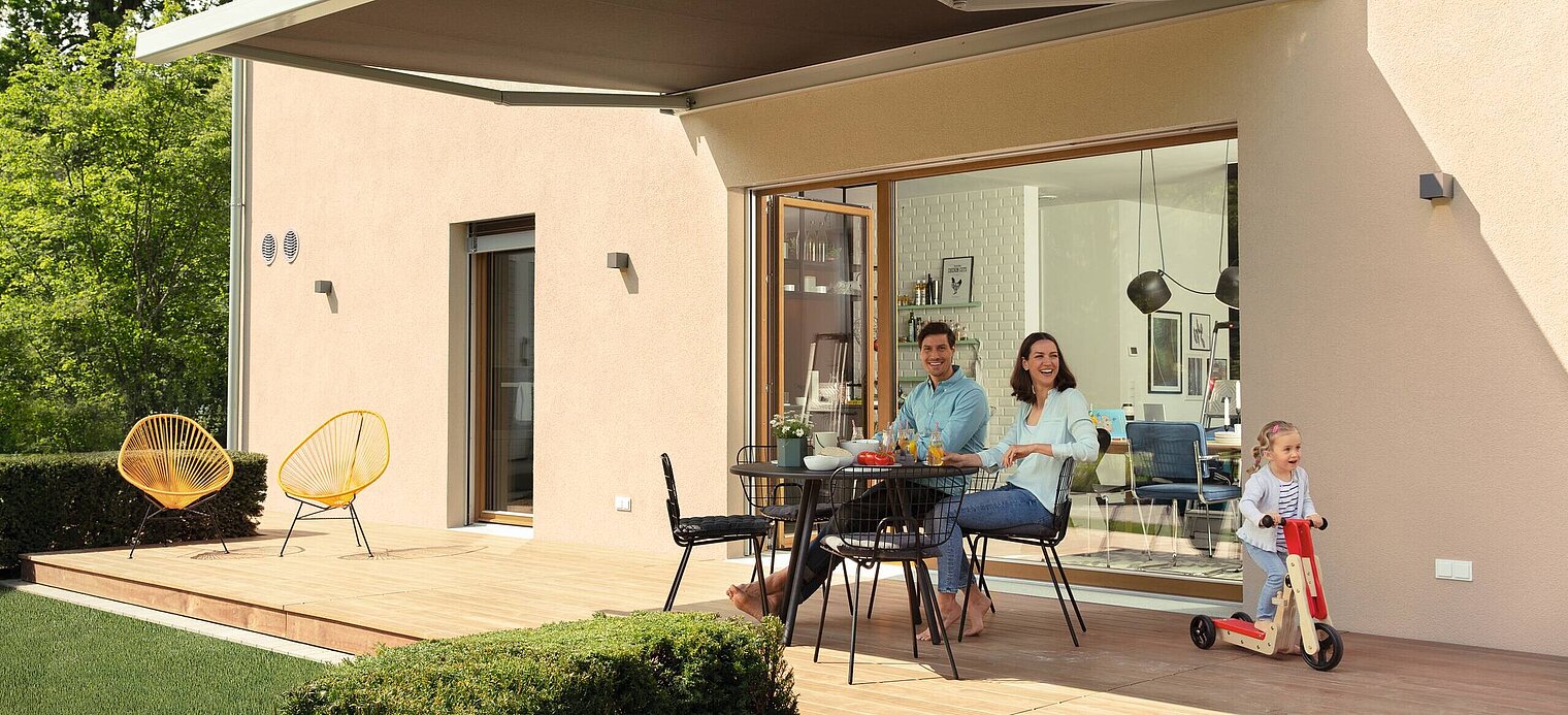 Terrasse mit Markise