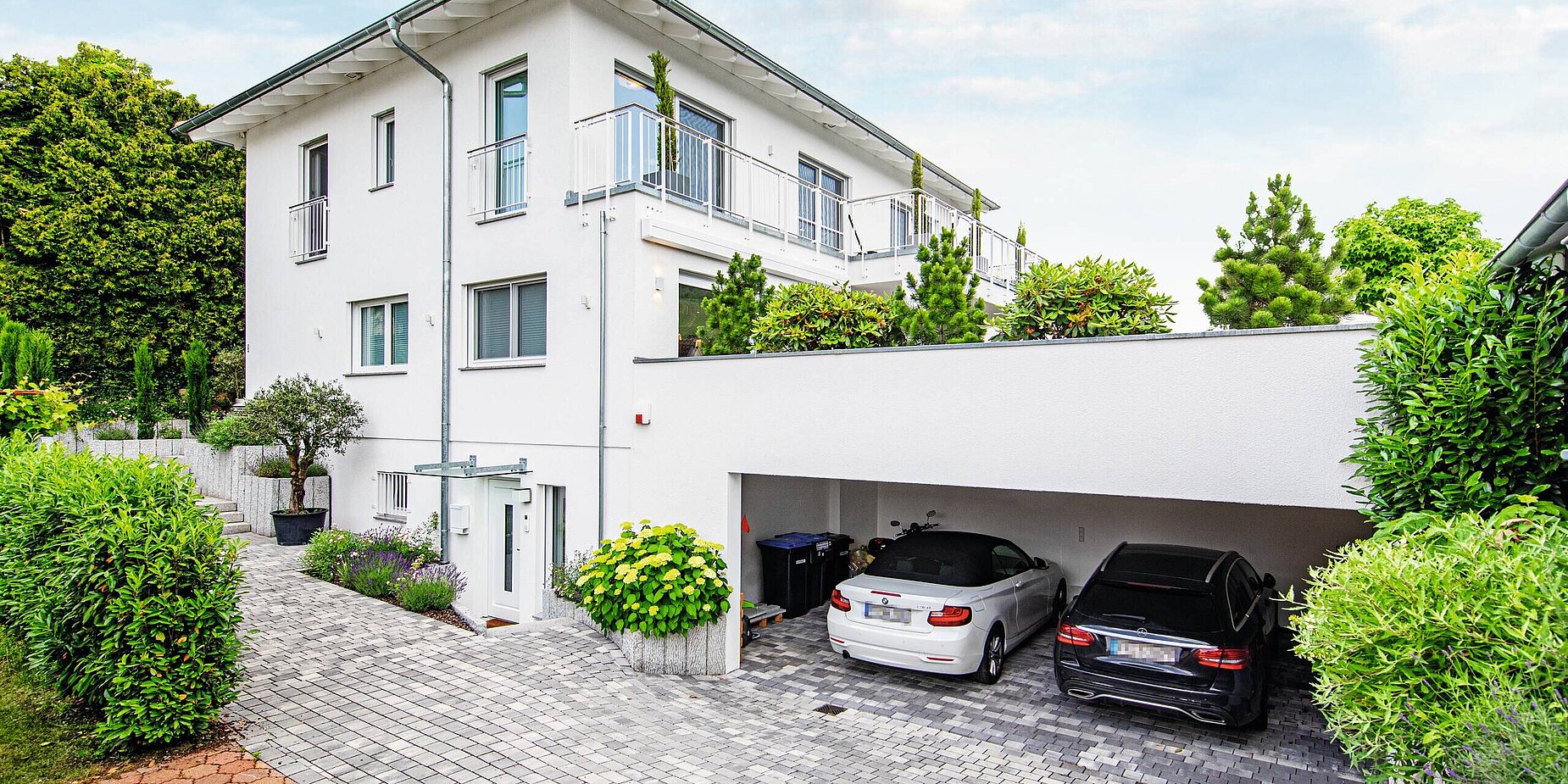 zweigeschossiges Einfamilienhaus