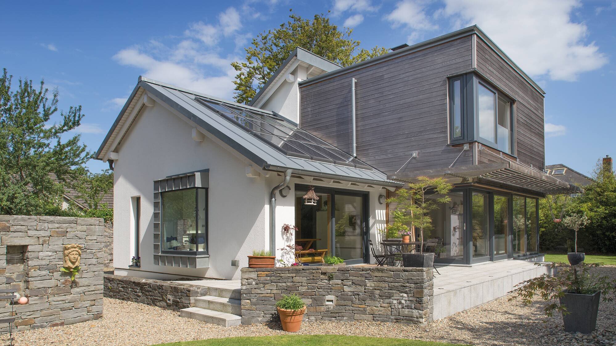 Ultra-modern, eco-friendly prefab home in Dublin