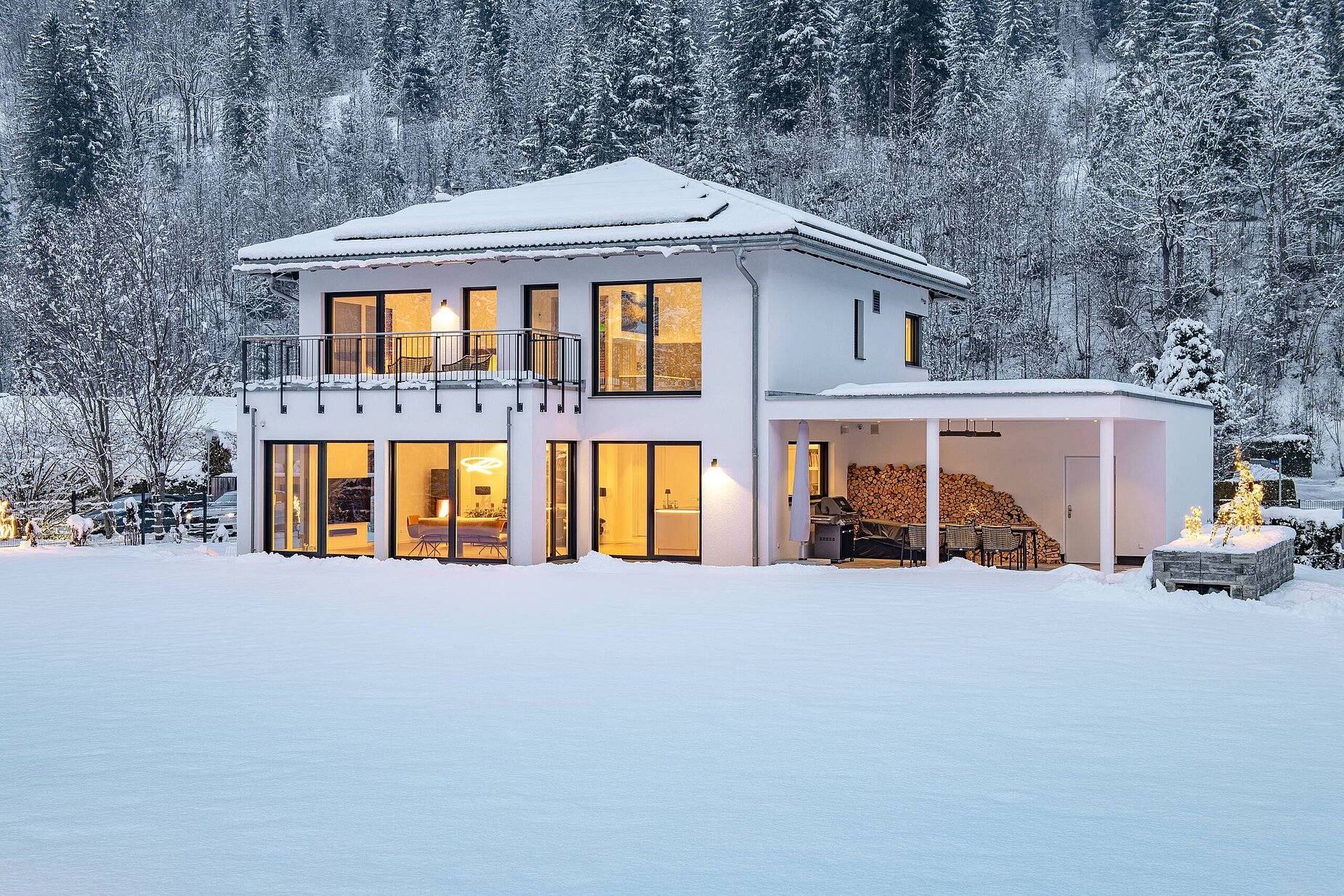 Stadtvilla im Winter
