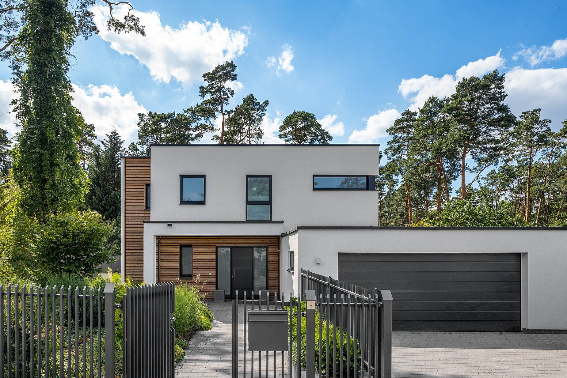 Kundenhaus mit Garage
