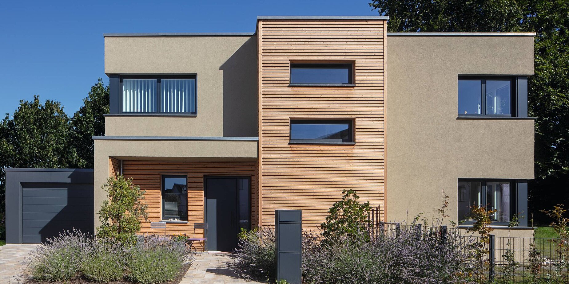 Einfamilienhaus mit Flachdach
