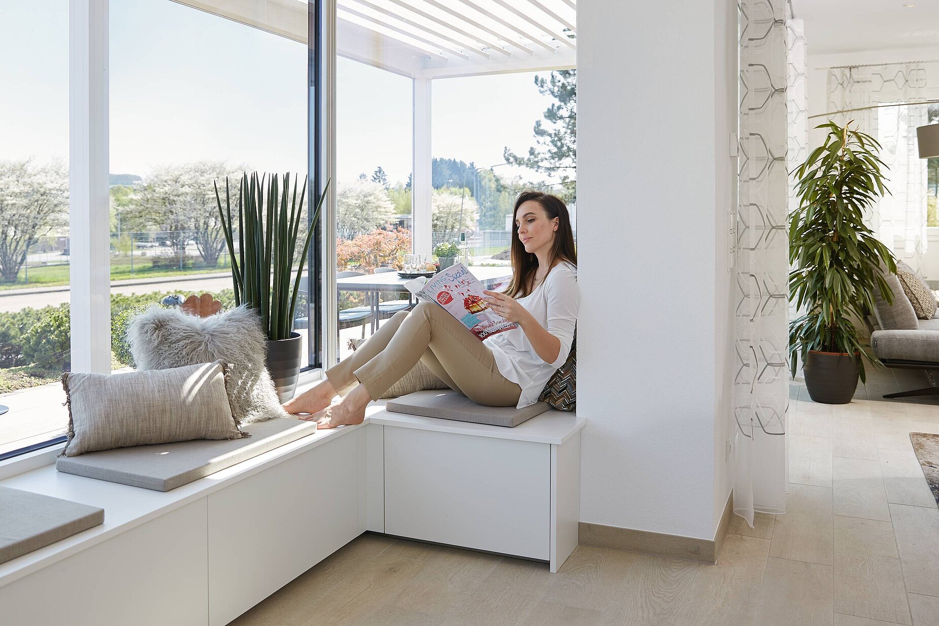 Eckverglasung mit integrierter Fenstersitzbank