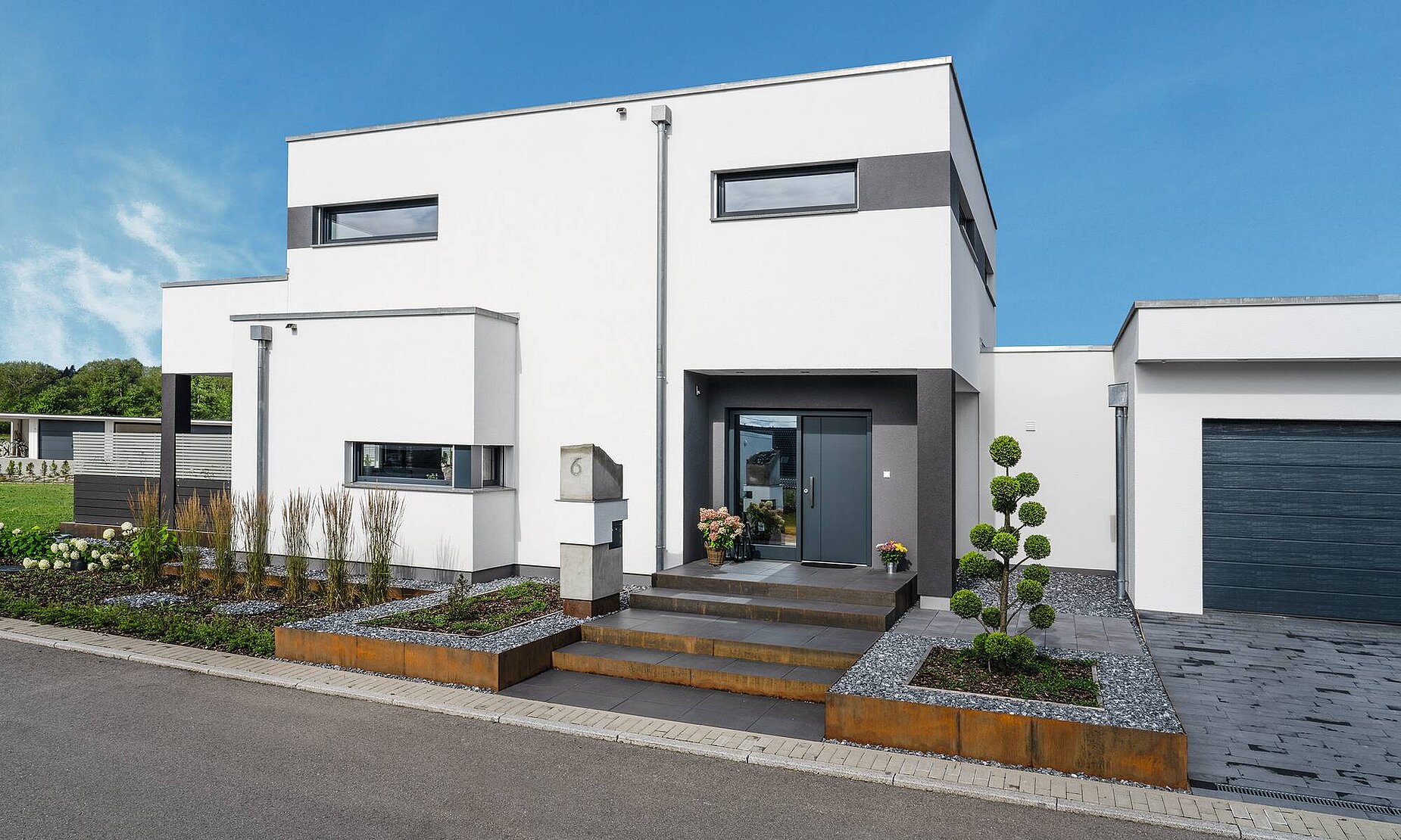 Modernes Architektenhaus mit Flachdach
