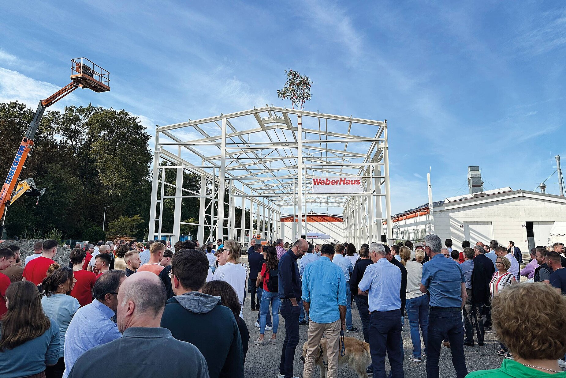 Richtfest neue Modulhalle von WeberHaus