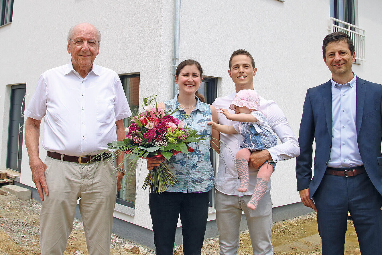 Hans Weber übergibt 38.000 WeberHaus