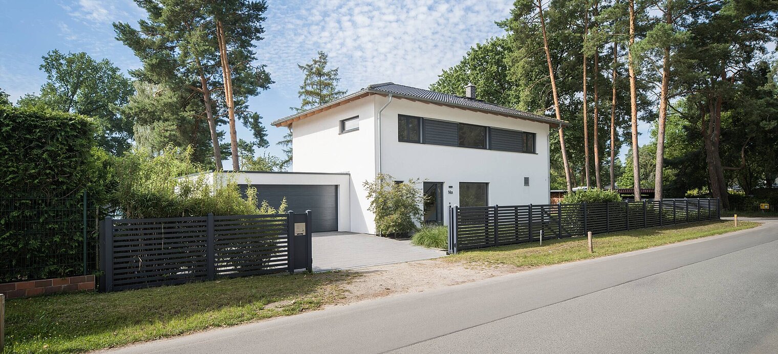 Einfamilienhaus mit Walmdach