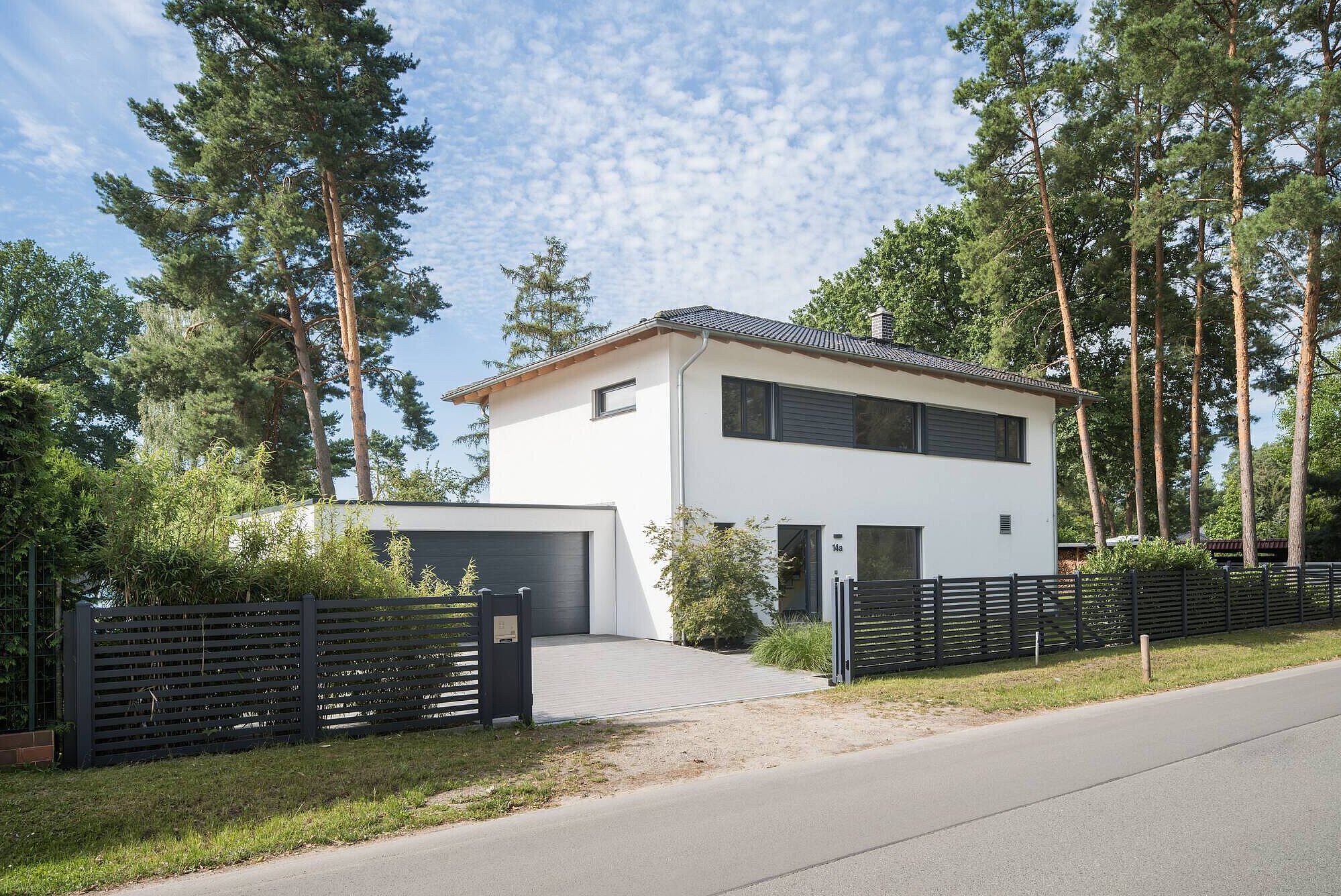 Einfamilienhaus mit Walmdach