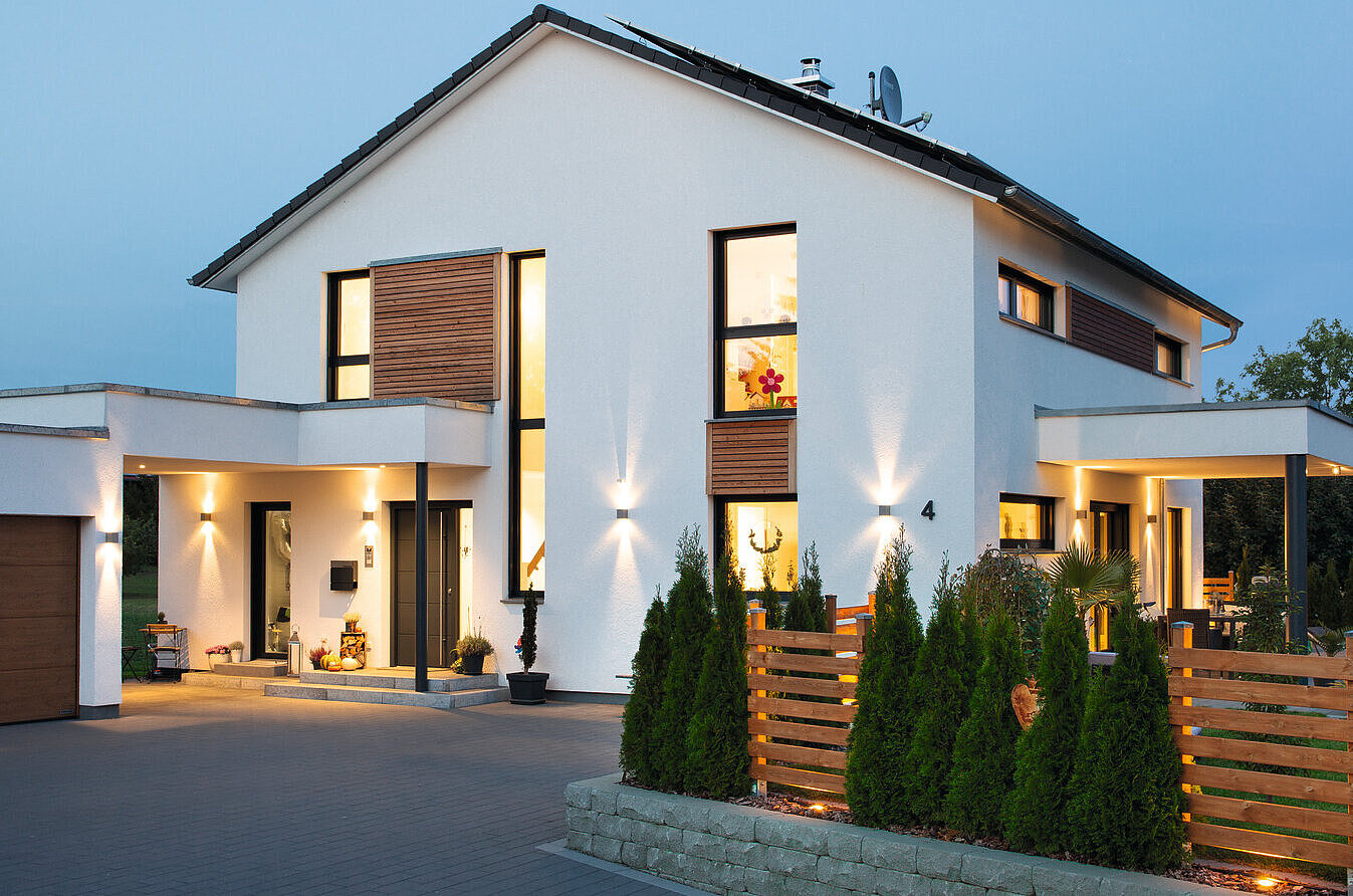 Einfamilienhaus in Abendstimmung